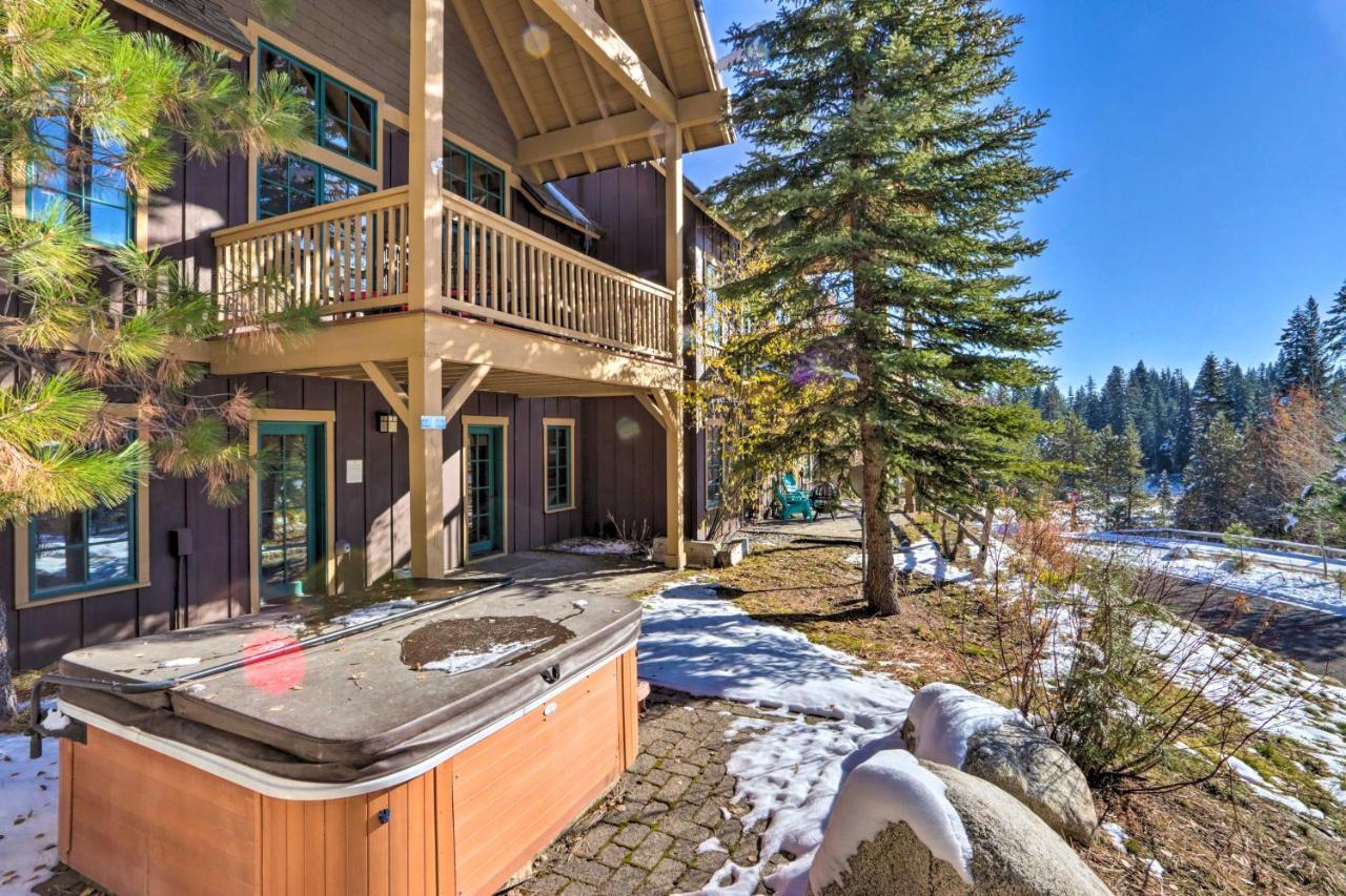 Ski-Inandski-Out Donnelly Townhome With Hot Tub! Exterior photo